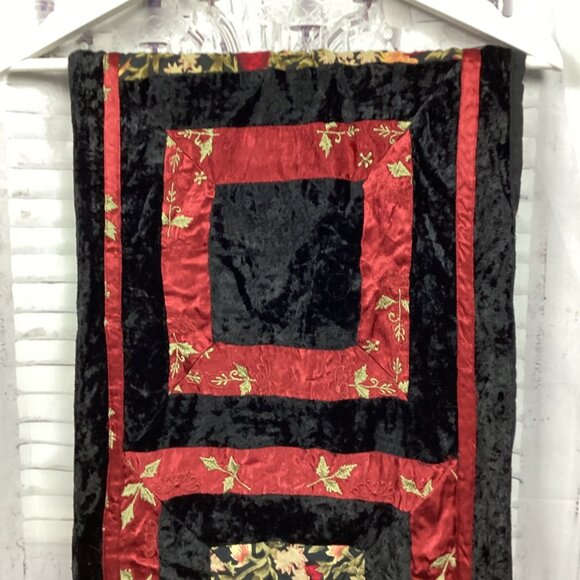 Black Velvet Quilted Boho Table Runner Vintage - Picture 8 of 9